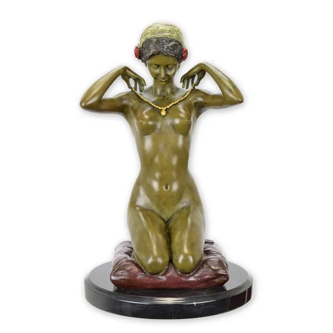 Bronzen sculptuur — een statement-stuk dat per ruimte anders gepositioneerd kan worden